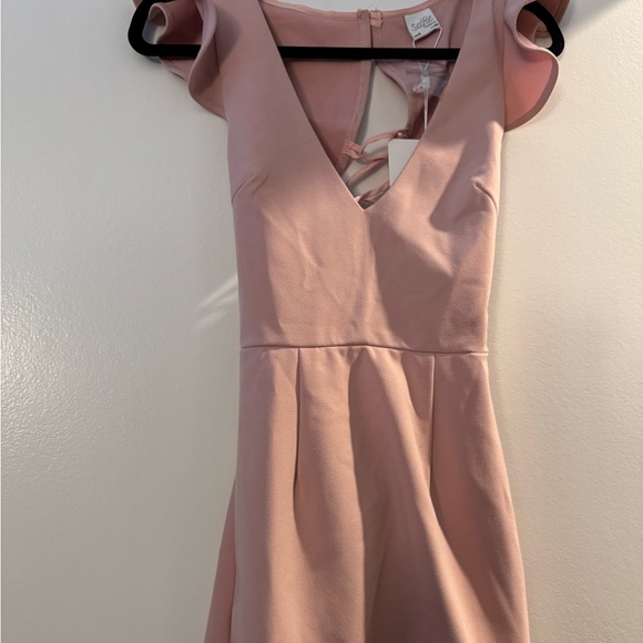 Selfie Leslie Dresses & Skirts - Selfie Leslie Blush Mini Dress